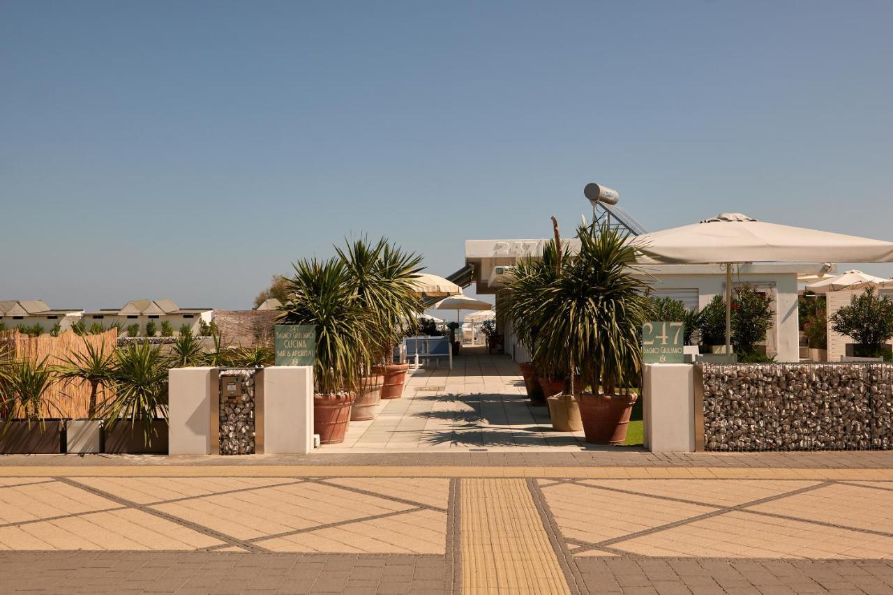 Hotel Saraceno Resort With Private Beach Milano Marittima Buitenkant foto