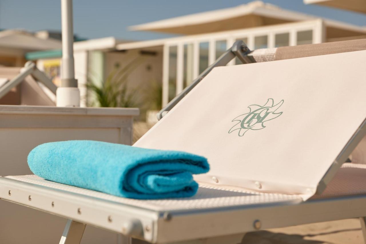 Hotel Saraceno Resort With Private Beach Milano Marittima Buitenkant foto