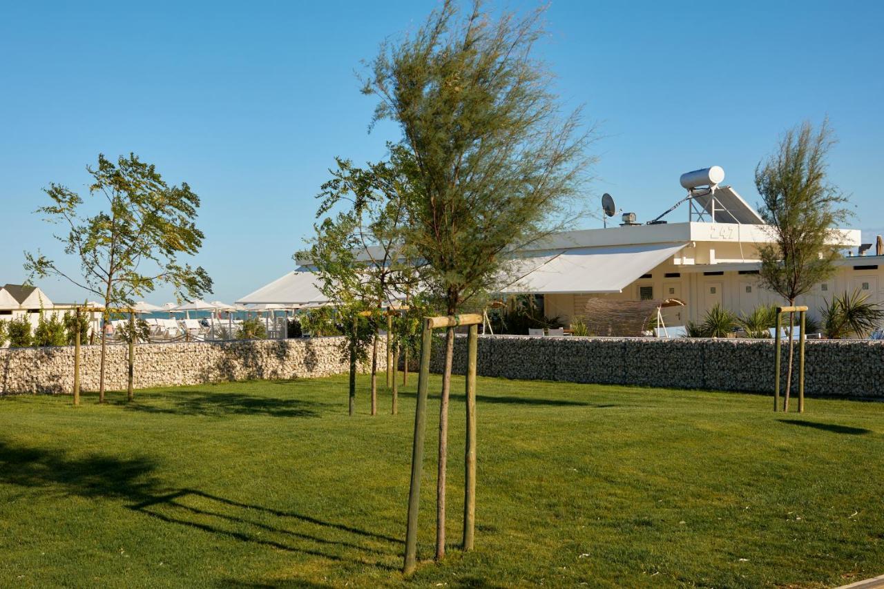 Hotel Saraceno Resort With Private Beach Milano Marittima Buitenkant foto