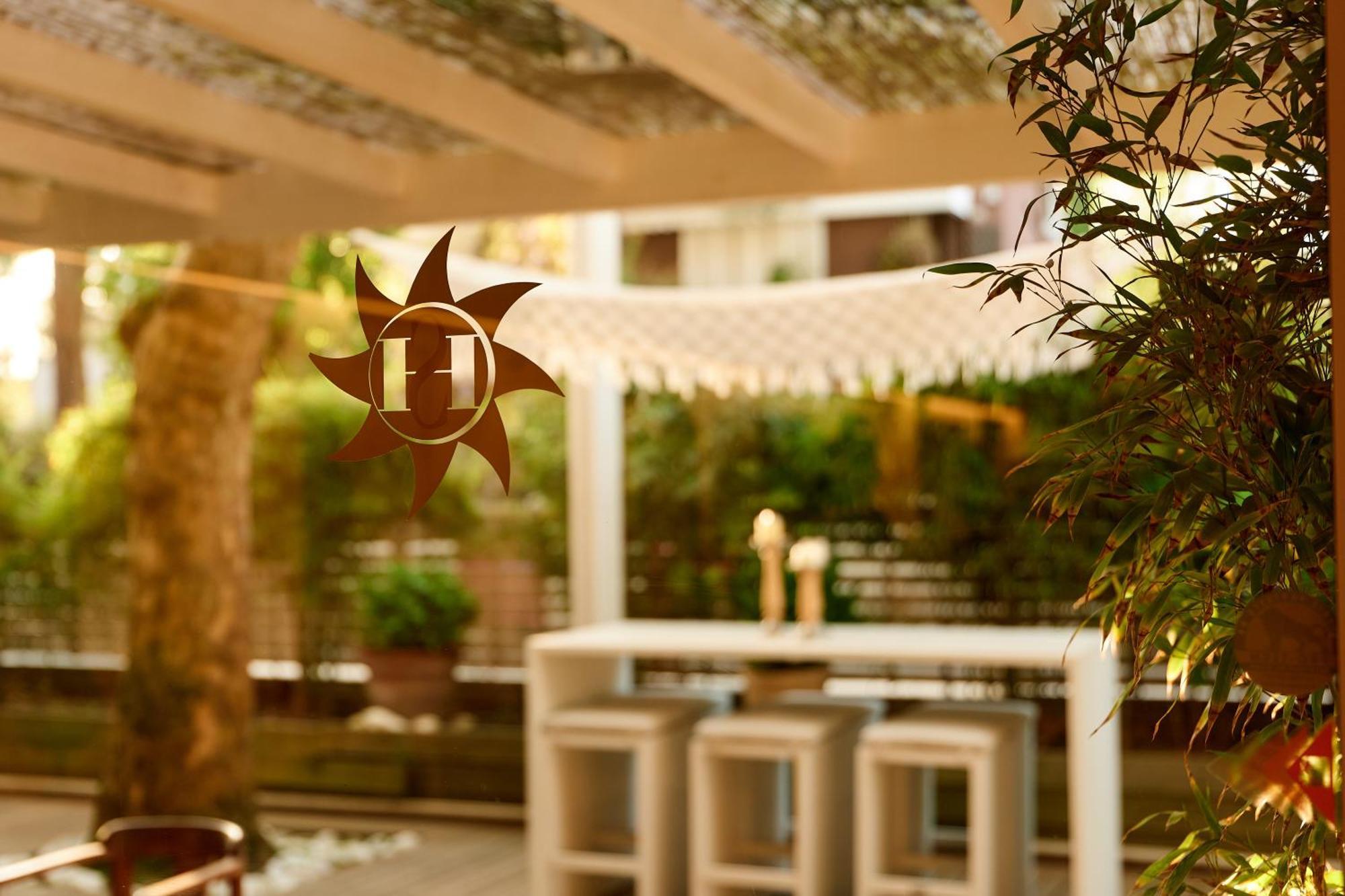 Hotel Saraceno Resort With Private Beach Milano Marittima Buitenkant foto