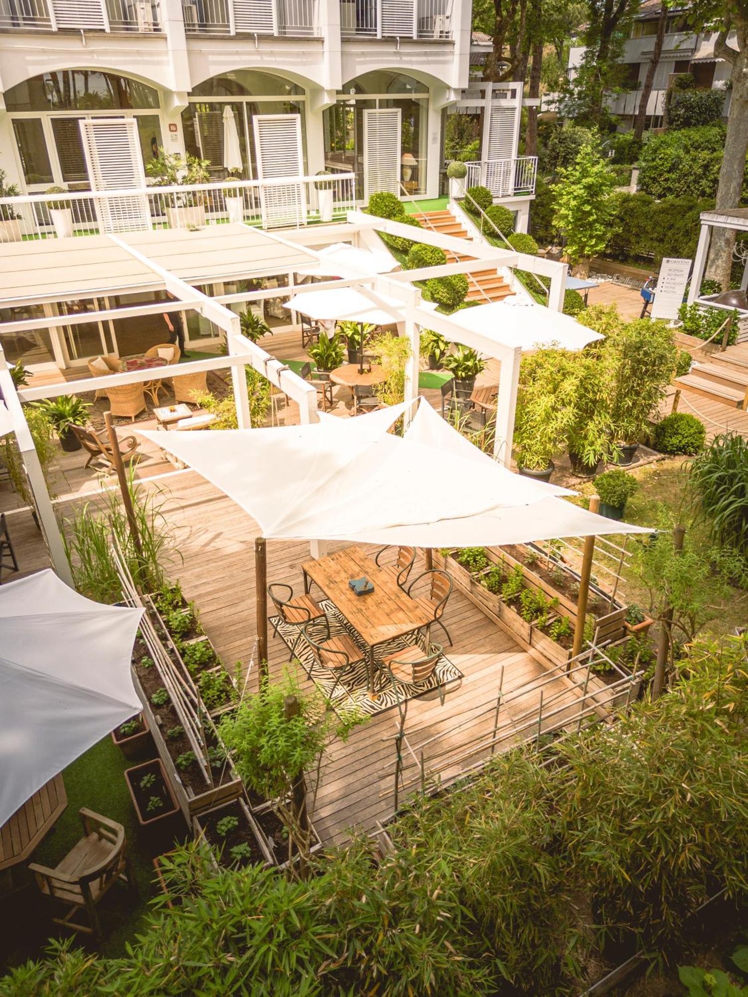 Hotel Saraceno Resort With Private Beach Milano Marittima Buitenkant foto