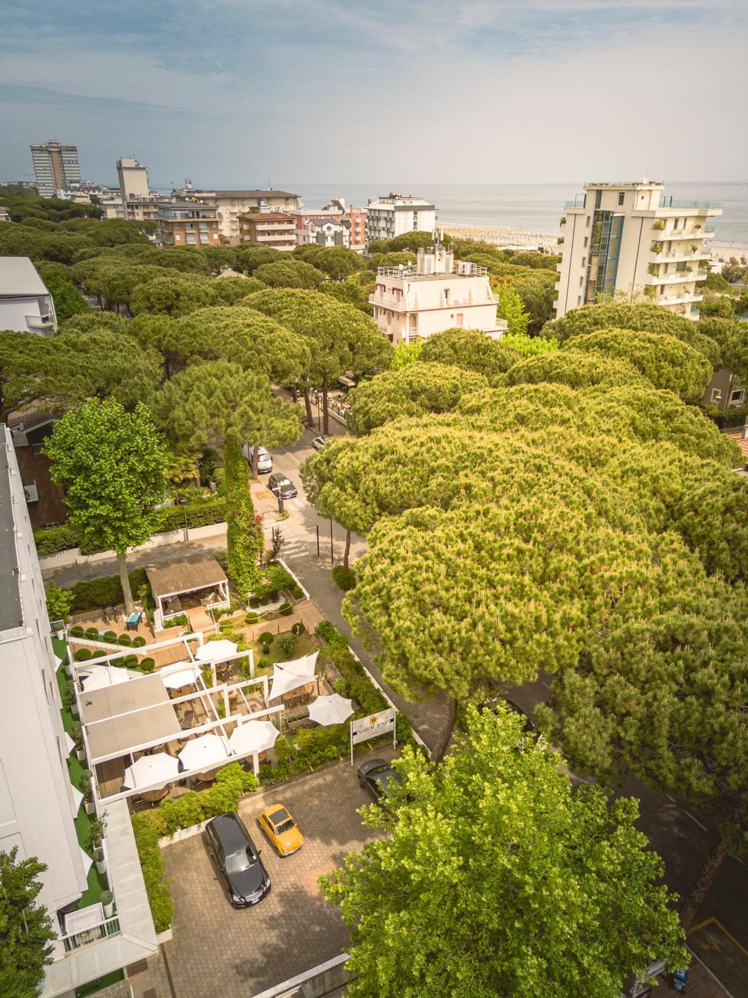 Hotel Saraceno Resort With Private Beach Milano Marittima Buitenkant foto