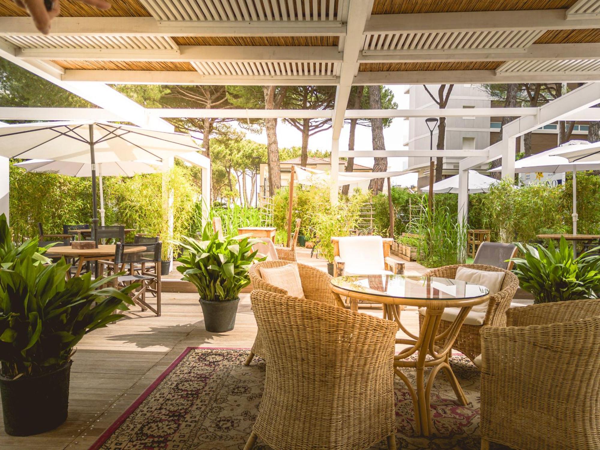 Hotel Saraceno Resort With Private Beach Milano Marittima Buitenkant foto