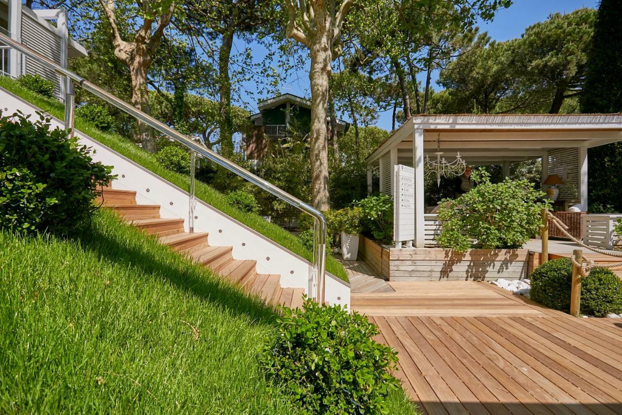 Hotel Saraceno Resort With Private Beach Milano Marittima Buitenkant foto